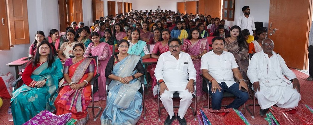SHRI BABUNANDAN ADARSH VIDHI MAHAVIDYALAYA, NANDGANJ GHAZIPUR (U.P.)	